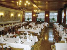 Rakouský hotel Torrenerhof s jídelnou