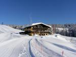 Rakouský penzion Alpenrose v zimě