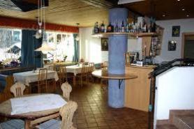 Rakouský hotel Das Waldheim s jídelnou
