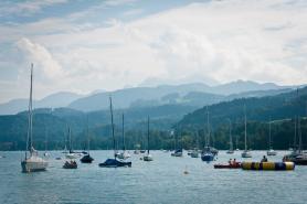 Plachetnice na jezeře Attersee