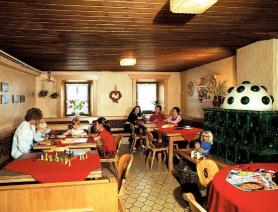 hotel Lungötzerhof - jídelna