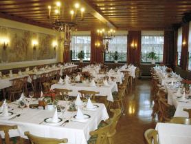 Rakouský hotel Torrenerhof s jídelnou